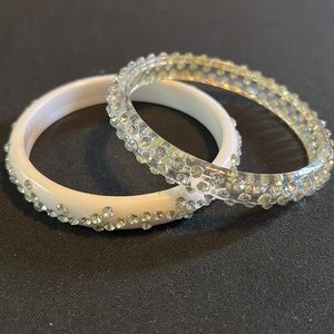 White, clear,silver bangle